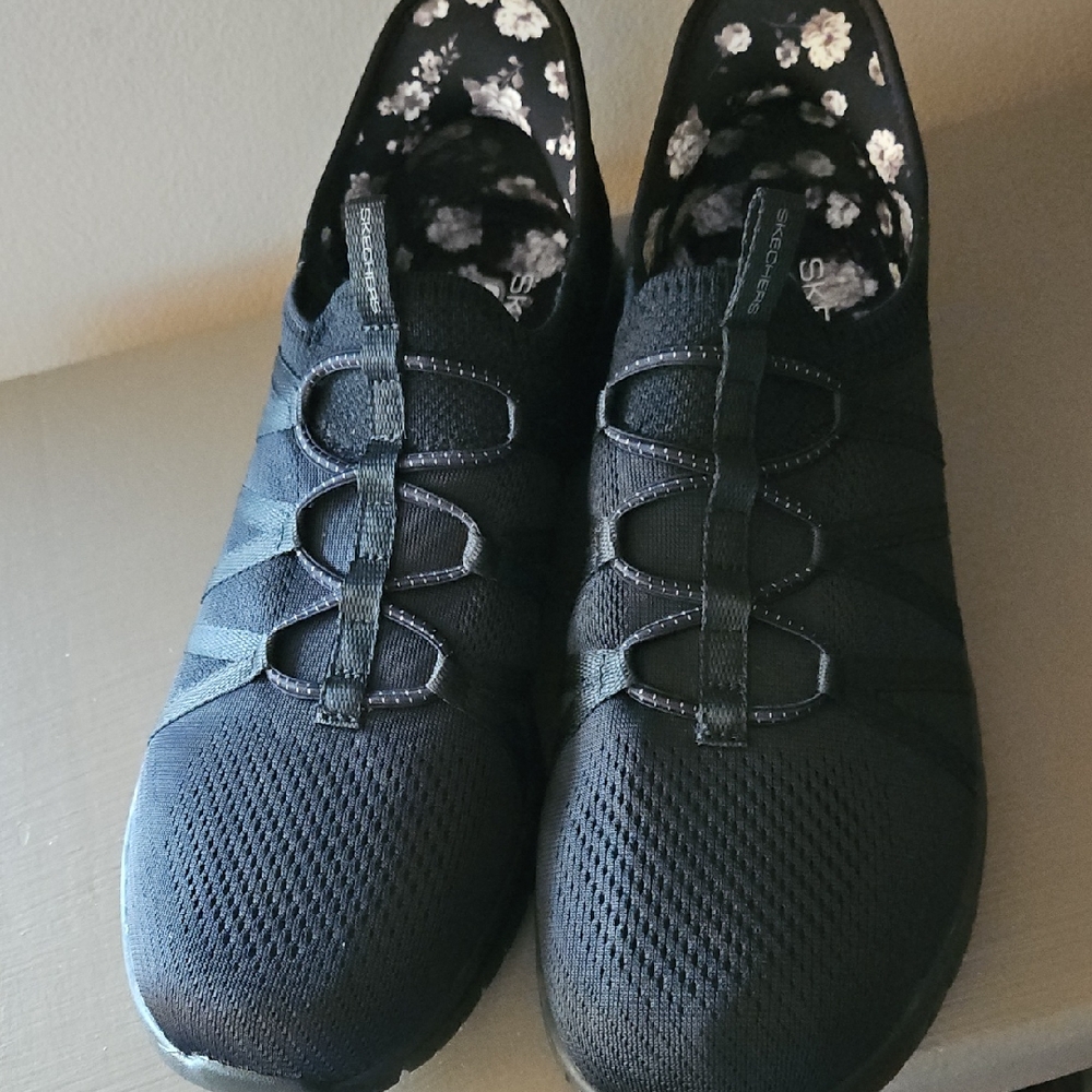 SKECHERS NEW HANDS FREE SLIP ON BLACK SNEAKERS sz 10